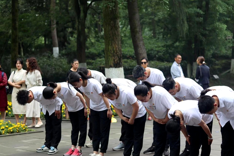 圖片2.jpg 圖片2.jpg