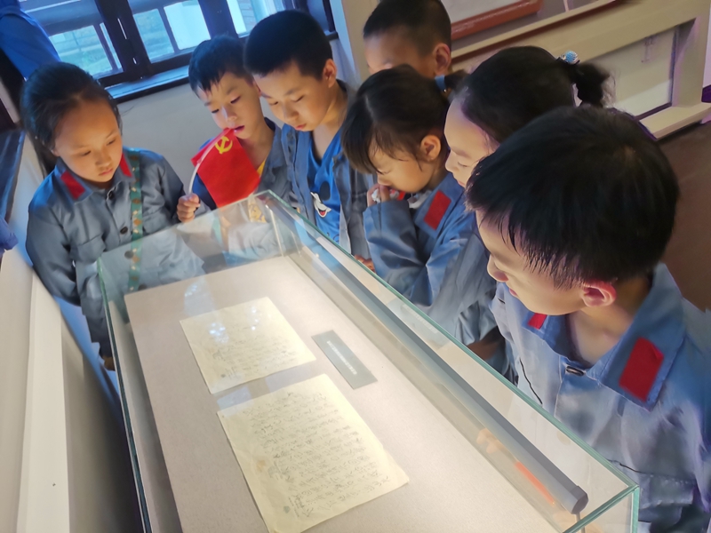 651bcb36975b65d12fc69eb2ed8ae5c.jpg 651bcb36975b65d12fc69eb2ed8ae5c.jpg