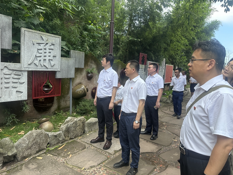 照片-4.jpg 照片-4.jpg