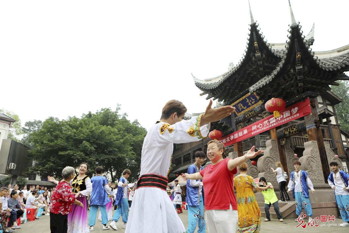 繪就民族共同繁榮新篇章 繪就民族共同繁榮新篇章