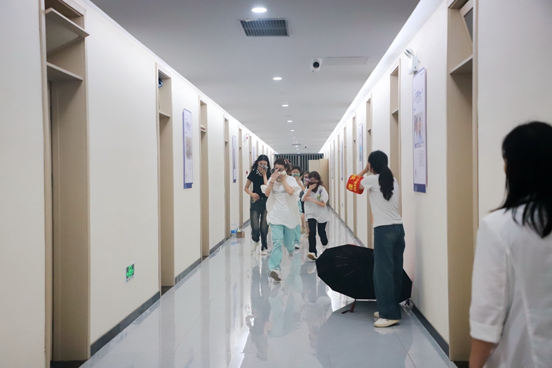 IMG_3204.jpg IMG_3204.jpg